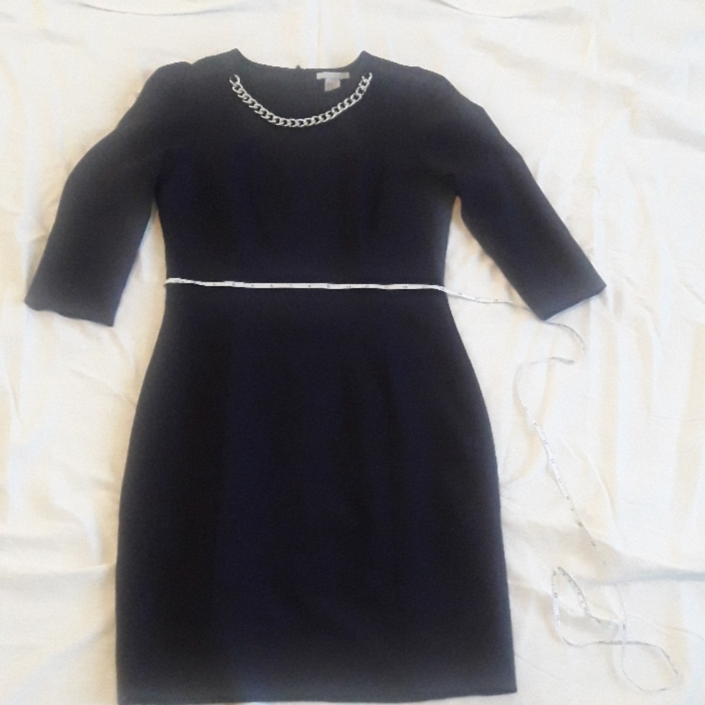Dress - Picture 7 of 8